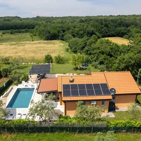 Villa In - Istrien 41753 Buroli